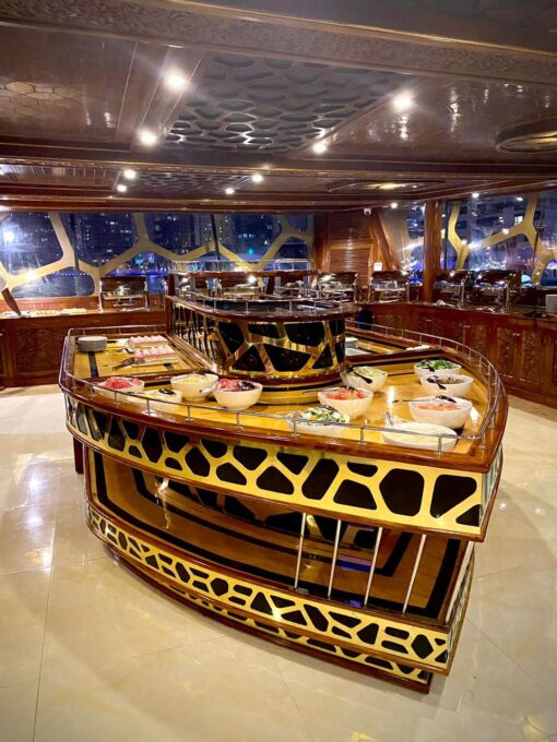 Dhow dinner cruise Dubai