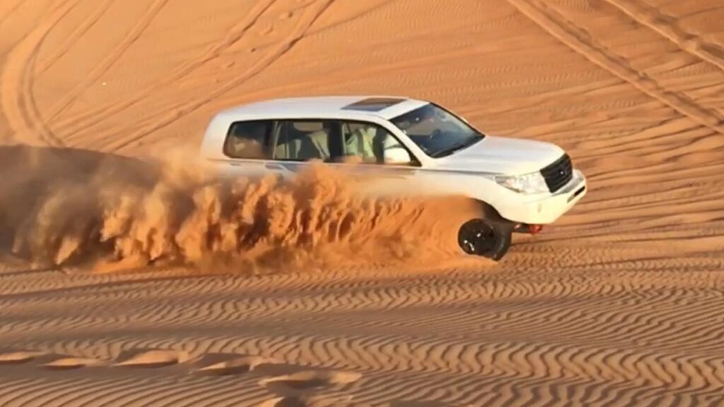 dune bashing desert safari